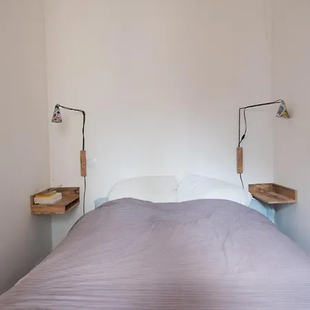 Beautiful Cocoon Of - Near Park Apartment